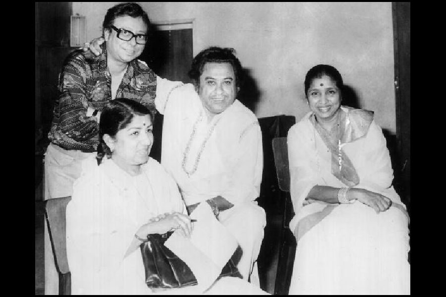 RD Burman, Lata Mangeshkar, Kishore Kumar and Asha Bhosle