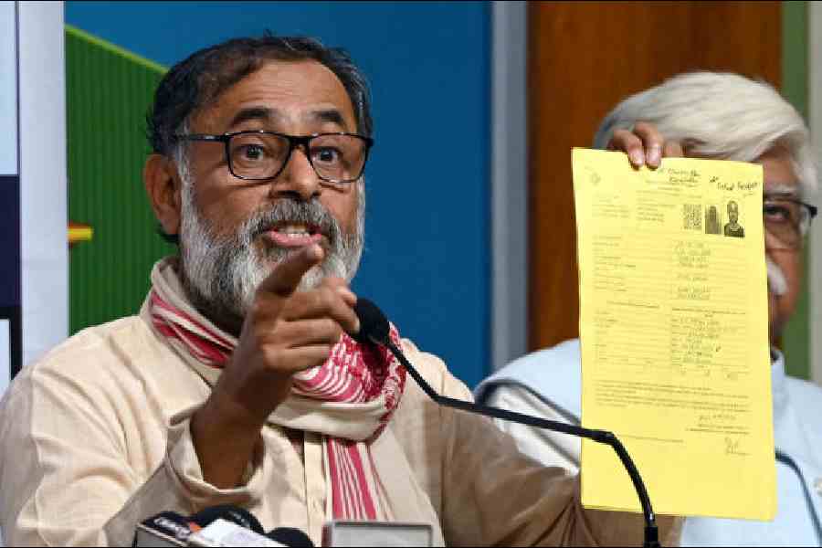 Yogendra Yadav speaks at the news conference at the Press Club on Sunday. Picture by Sanat Kr Sinha