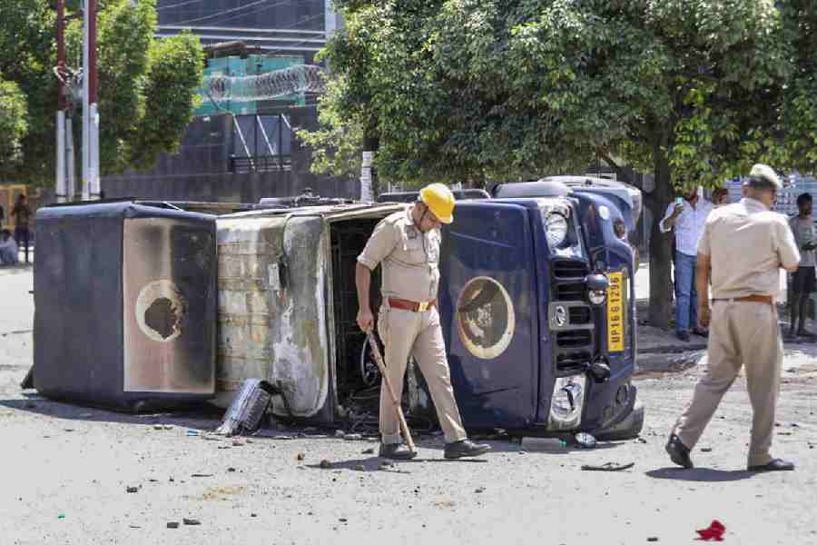 Noida workers protest