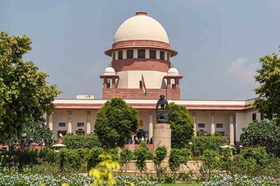 Supreme Court mandates security for Bengal SIR adjudicators