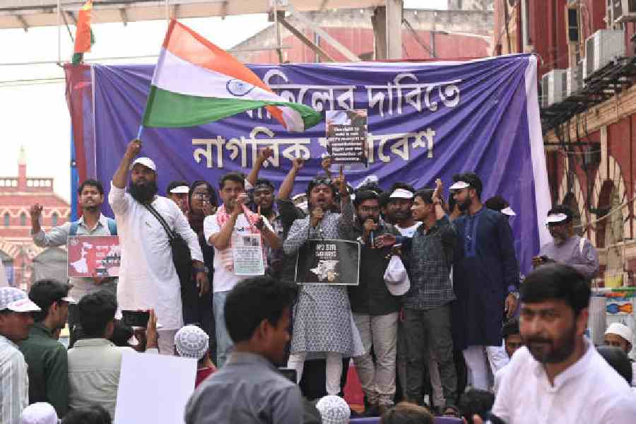 The demonstration against voter exclusions near the KMC headquarters on Tuesday. Pictures by Bishwarup Dutta