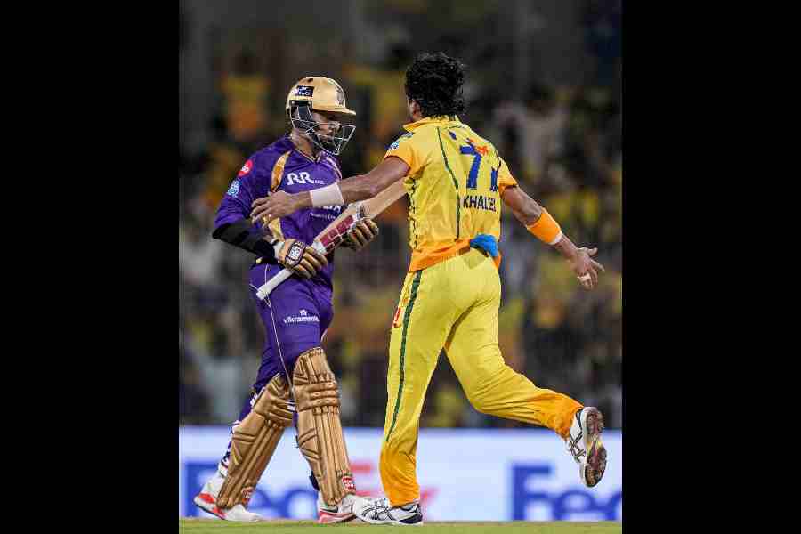 Chennai Super Kings’ Khaleel Ahmed celebrates asSunil Narine (left) loses his wicket on Tuesday. Narine,who opened with Finn Allen, made a 17-ball 24.