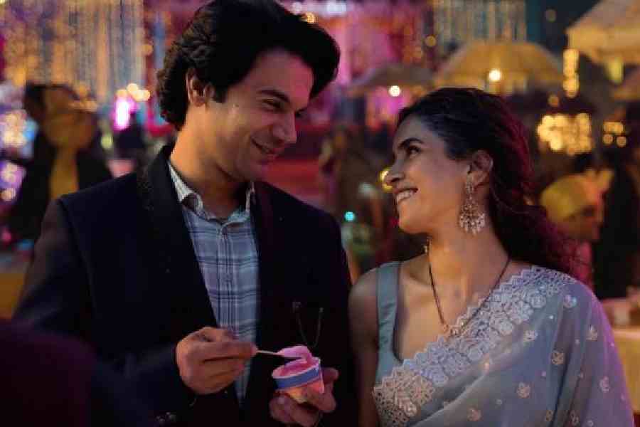 Rajkummar Rao and Sanya Malhotra in Toaster, premiering on Netflix on April 15