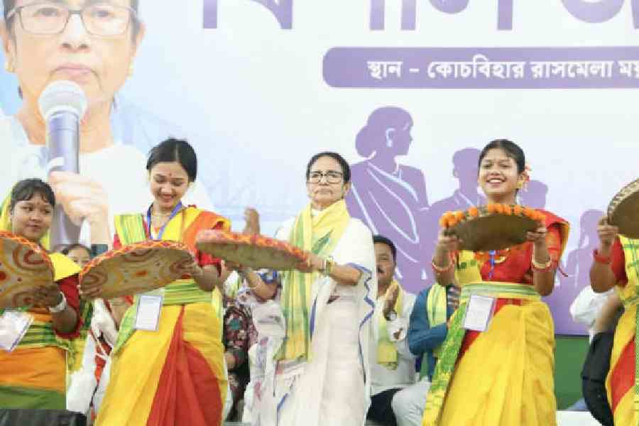 Mamata Banerjee at the public meeting on the Raasmela Ground in Cooch Behar on Friday.  Picture by Main Uddin Chisti