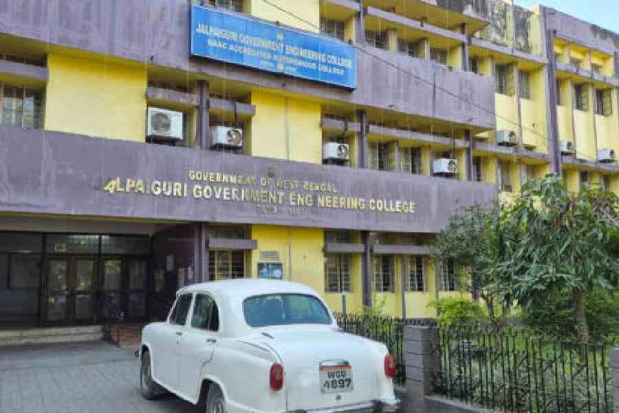 Jalpaiguri Govt Engineering College autonomous status