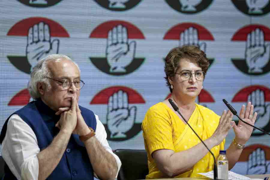 Congress leaders Jairam Ramesh and Priyanka Gandhi Vadra at a news conference