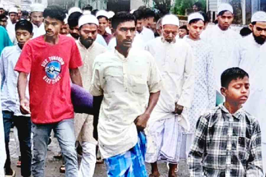 Muslim voters dilemma Trinamool jobs