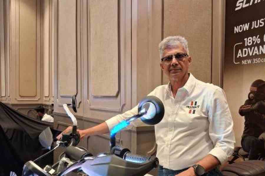 Dinesh Kulkarni,vice-president, Probiking,Bajaj Auto