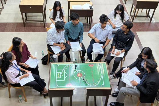 Designed as a multi-stage competition inspired by football simulations, the event combined real-world business problem-solving with engaging, high-pressure formats.