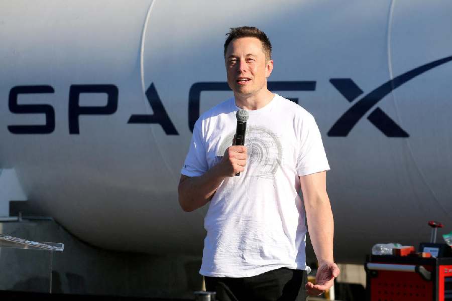 Elon Musk, founder, CEO and lead designer at SpaceX and co-founder of Tesla, speaks at the SpaceX Hyperloop Pod Competition II in Hawthorne, California, U.S., August 27, 2017.