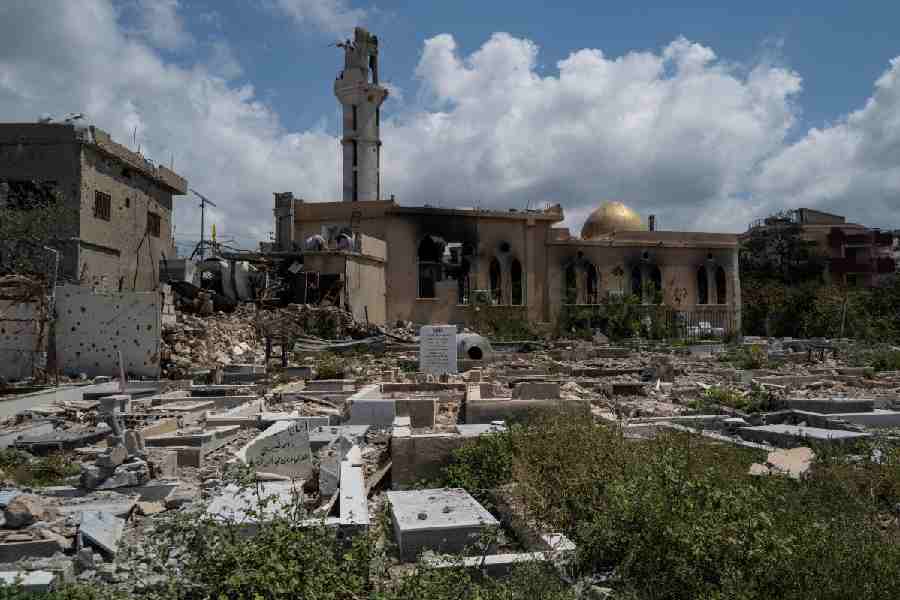 A mosque and cemetery damaged by an Israeli strike stand in Mansouri village, southern Lebanon, amid a 10-day ceasefire between Lebanon and Israel, April 21, 2026.