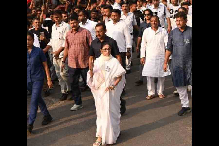 Mamata Banerjee at the road show from Lansdowne to Kalighat Fire Station on Sunday.  Picture by Bishwarup Dutta