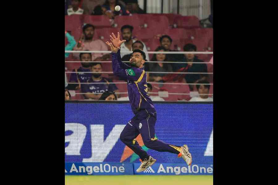 Kolkata Knight Riders’ Rinku Singh moments before taking a catch at long-off to dismiss LSG’ Aiden Markram in Lucknow on Sunday. Rinku first starred with the bat to make 83 not out off 51 balls and then was a livewire on the field, taking four catches.