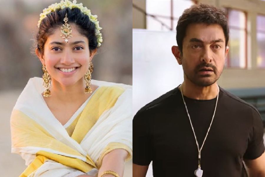 (left to right) Sai Pallavi; Aamir Khan