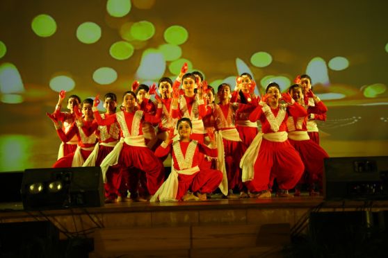 One of the highlights of the fest was Day 2, which stood out for its electrifying atmosphere. The evening commenced with an energetic segment by HRX, setting the stage for a lively celebration. This was followed by a high-voltage performance by Rahill Mehta, whose music and stage presence kept the crowd engaged and amplified the festive spirit.