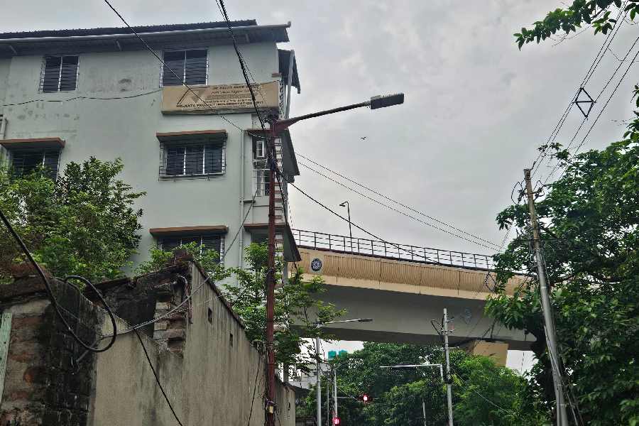 The unfinished Chingrighata Metro site