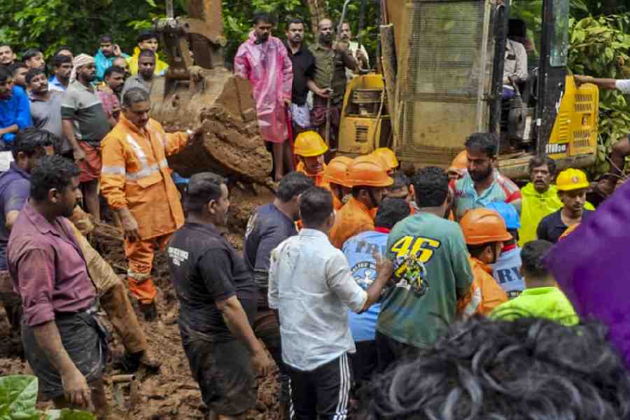 Kerala rains leave eight dead, eight missing; nearly 5,800 in relief camps