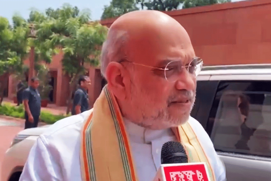Amit Shah offers debate on NEET protests, urges Opposition to let House function