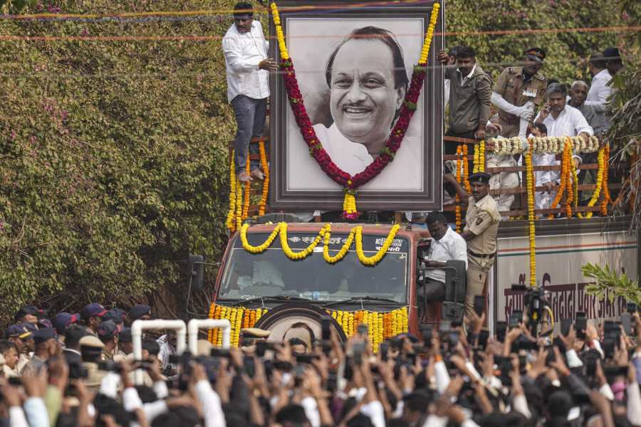 Mortal remains of Maharashtra Deputy Chief Minister Ajit Pawar being brought to Vidya Pratishthan college ground for his funeral, at Baramati in Pune district, Thursday, Jan. 29, 2026.