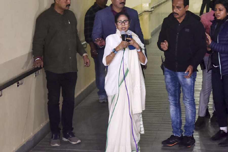 Mamata Banerjee addresses the media after she arrived at the residence of I-PAC chief Pratik Jain amid the ED raid