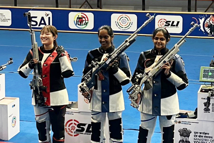 From (L-R): Japan’s Misaki Nobata, India’s Elavenil Valarivan and Meghana Sajjanar