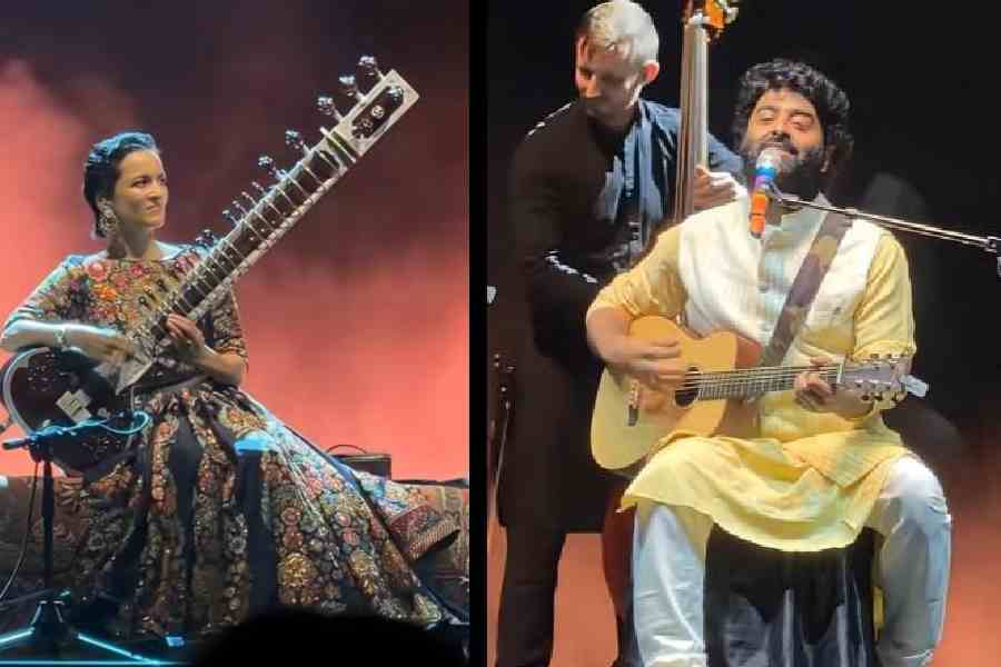 Anoushka Shankar and Arijit Singh perform at Netaji Indoor Stadium on Sunday