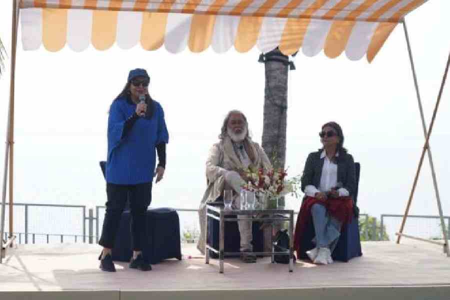 Shabana Azmi and Aparna Sen in conversation with Kalyan Ray
