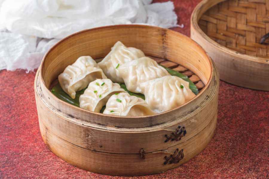 Boy trades jewellery for momos