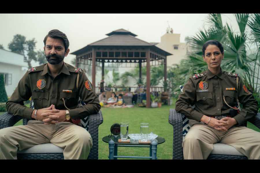 Barun Sobti and Mona Singh in Kohrra S2, streaming on Netflix
