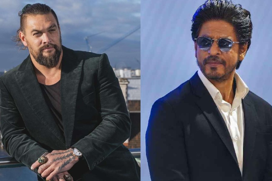 (left to right) Jason Momoa, Shah Rukh Khan