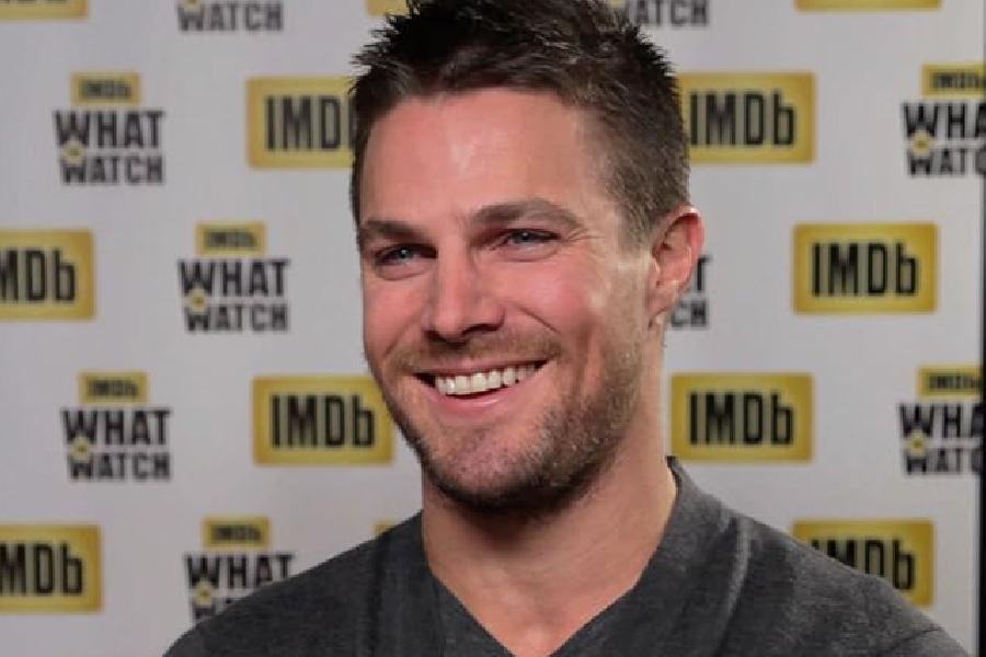 Stephen Amell