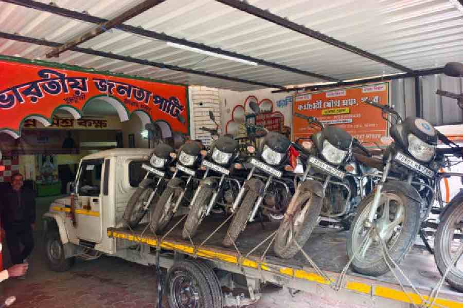 The bikes with Bihar registration numbers at the Malda district BJP office in Englishbazar on Sunday. Picture by Soumya De Sarkar