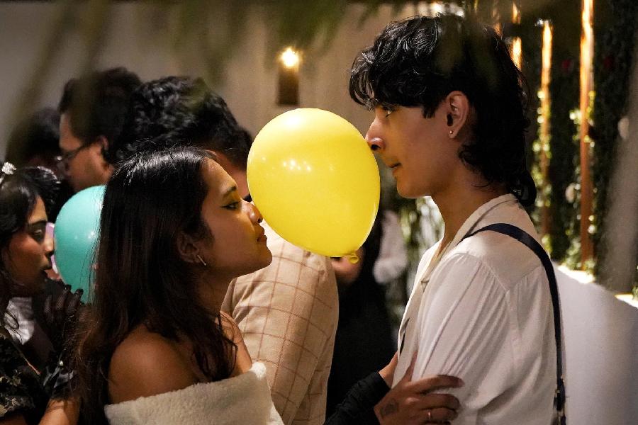 Bridgerton-themed event in New Alipore 