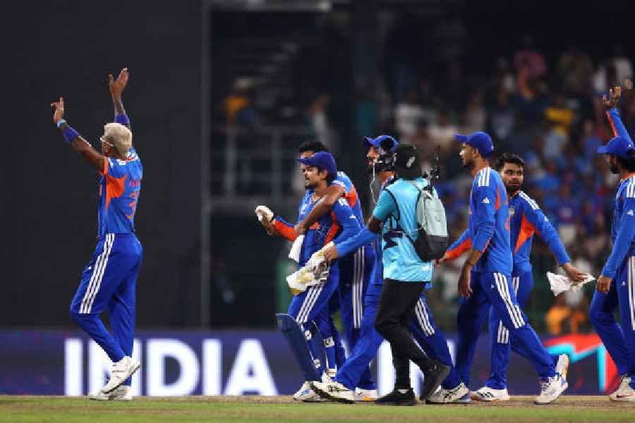 Players of India celebrate victory following the ICC Men's T20 World Cup India & Sri Lanka 2026 match between India and Pakistan at R. Premadasa Stadium on February 15, 2026 in Colombo, Sri Lanka.