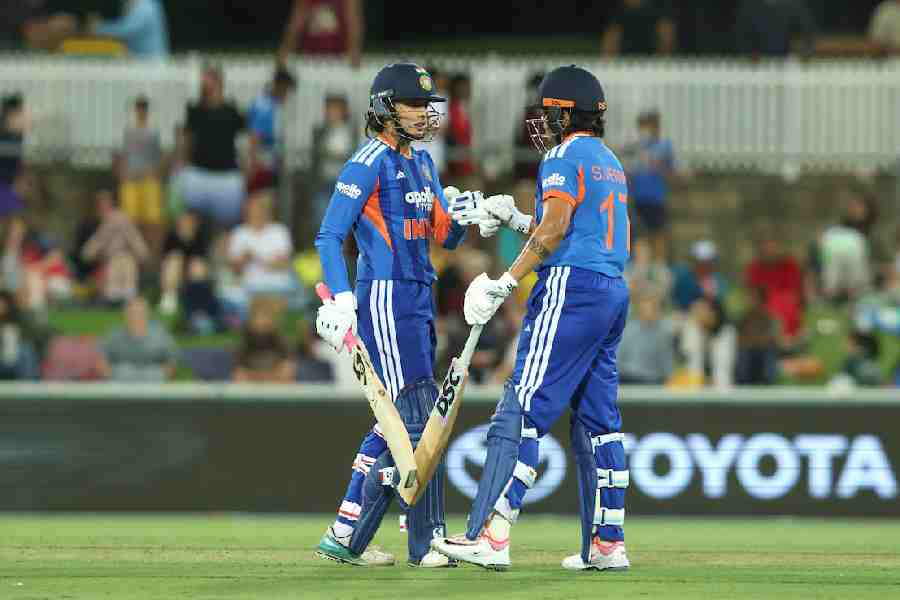 Smriti Mandhana and Shafali Verma.