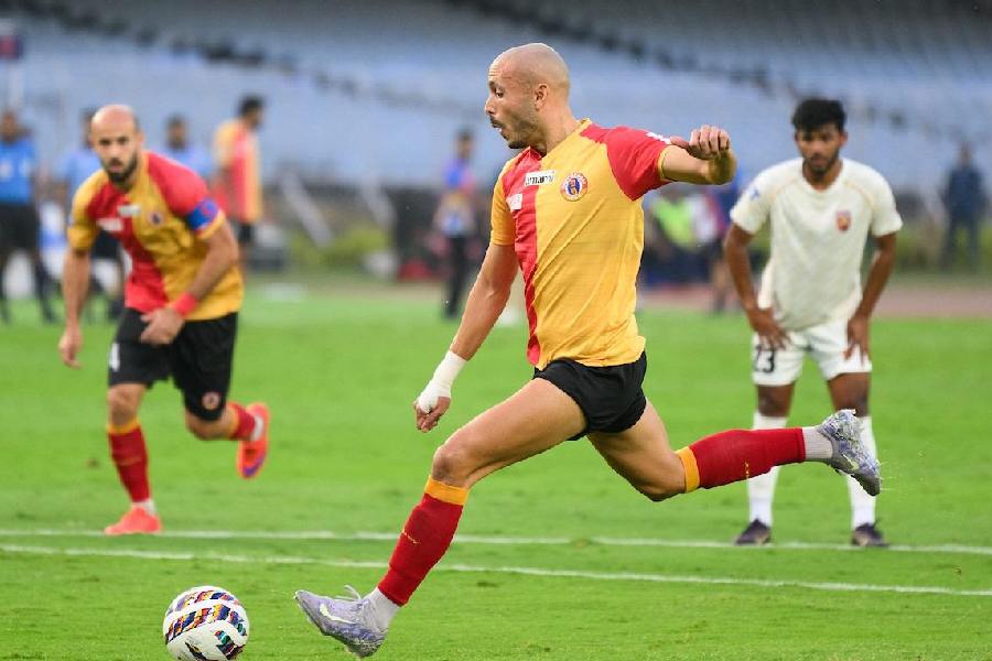 Youssef Ezzejjari converts a penalty to make it 2-1 for East Bengal during Saturday's ISL-12 match against Sporting Club Delhi at the Salt Lake Stadium.