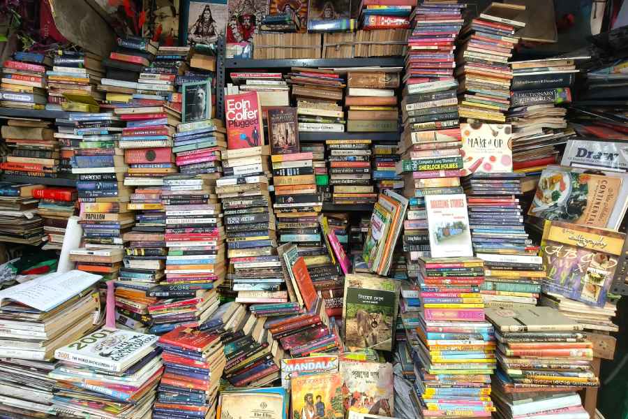 Das’s stall at the junction of Golpark and Gariahat market