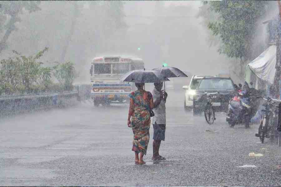 The rainfall on Tuesday was triggered by fresh moisture incursion from the Bay of Bengal along with favourable upper air conditions over Gangetic West Bengal, which led to cloud formation and scattered precipitation