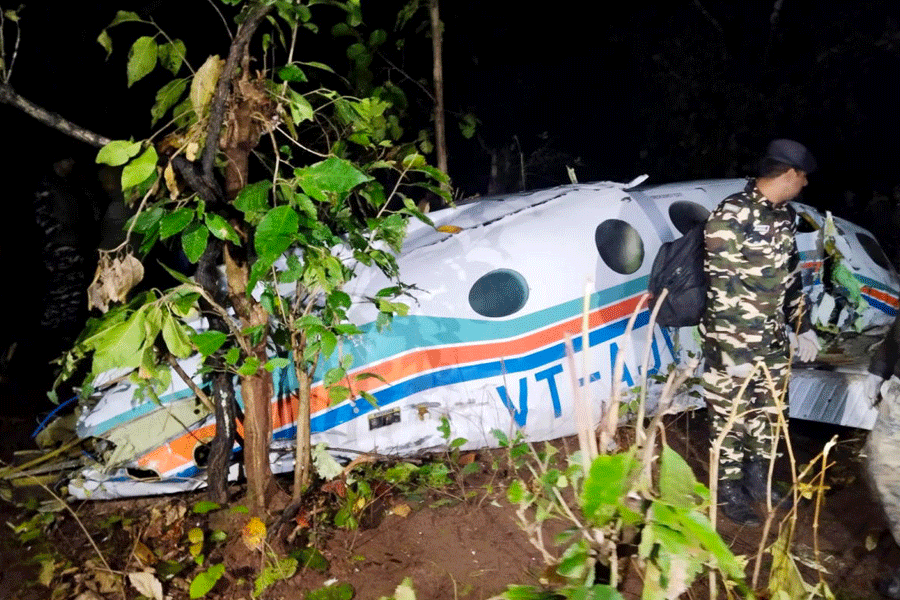 Air ambulance with 7 onboard crashes in Jharkhand\\\'s Chatra