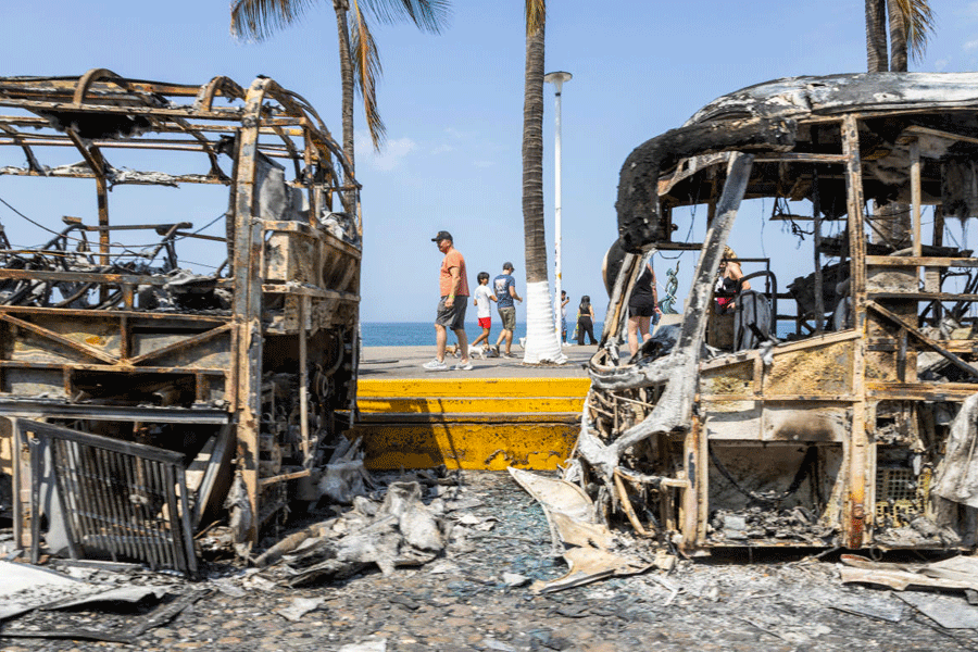 Aftermath of violence following military operation that killed Jalisco cartel boss Nemesio Oseguera, \\\'El Mencho,\\\' in Puerto Vallarta