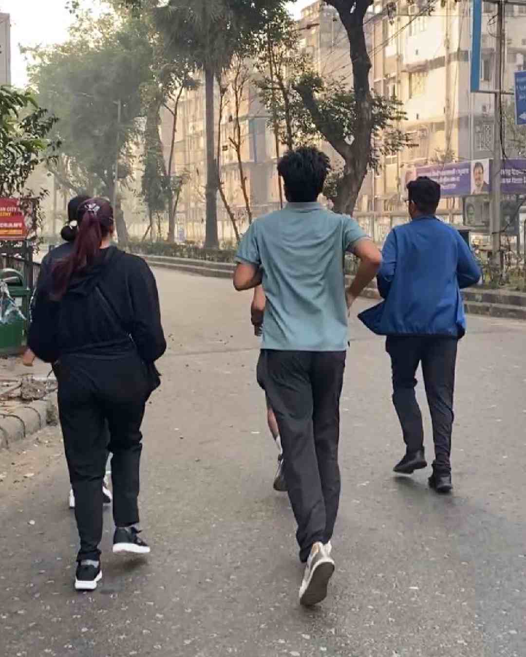 The participants meet at Salt Lake’s Bailey Bridge at 4.30pm on Saturdays for the run