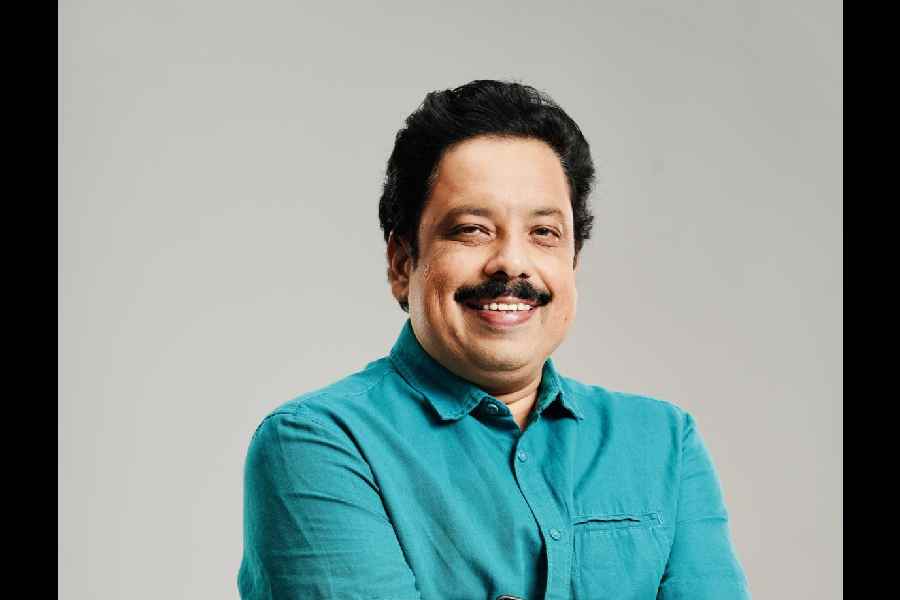 Anand Neelakantan, author