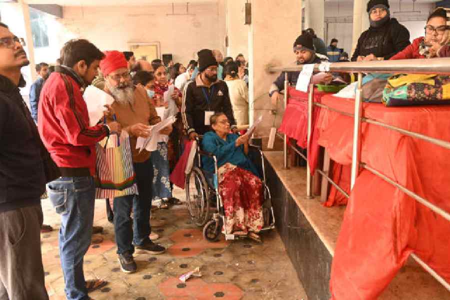 Voters at the PWD office in Baguiati for an SIR hearing on Wednesday afternoon.            Pictures by Bishwarup Dutta