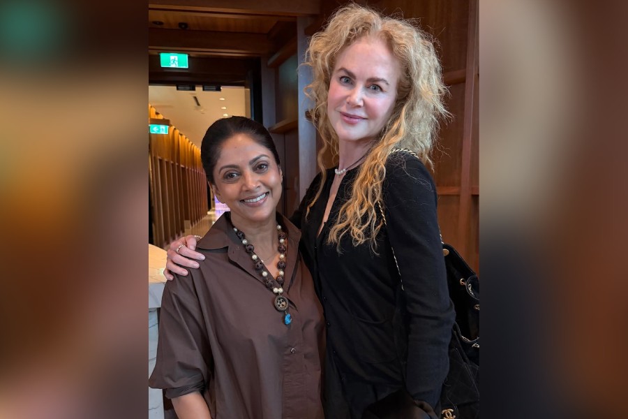 Nadiya Moidu with Nicole Kidman in Australia