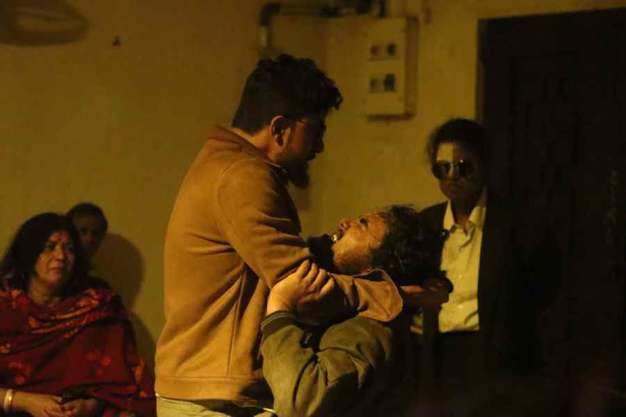 A moment from 'Epitaphheen Mrityu'