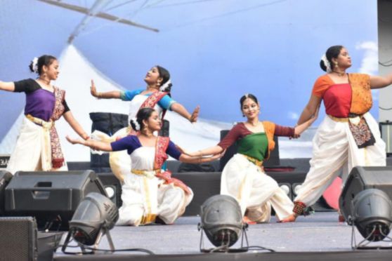 Rooted in tradition, Natyashree brought a cultural depth to Flames’25, as classical and semi-classical dancers blended grace, expression, and heritage into spellbinding performances. Visual creativity flourished in Mosaic Minds, where sketching, painting, mandala art, and watercolours added colour and quiet intensity to the festival, proving that art speaks even in silence. 