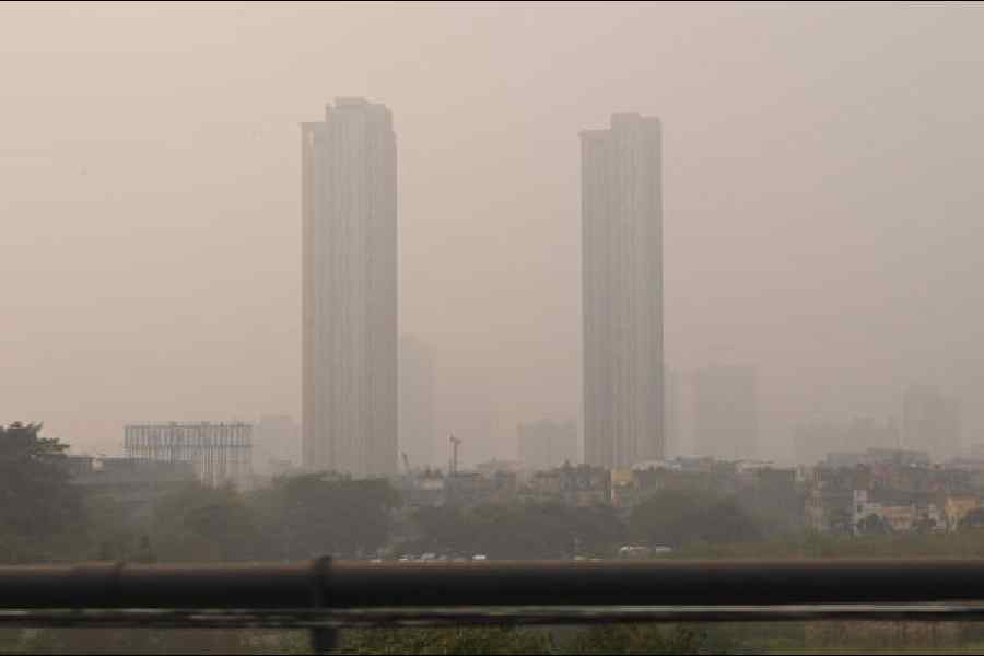 A layer of fog obscures the city skyline on Sunday afternoon. Picture by Bishwarup Dutta