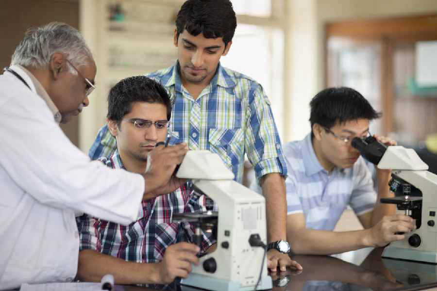 Indian students in a cutting edge lab in a private Indian university.