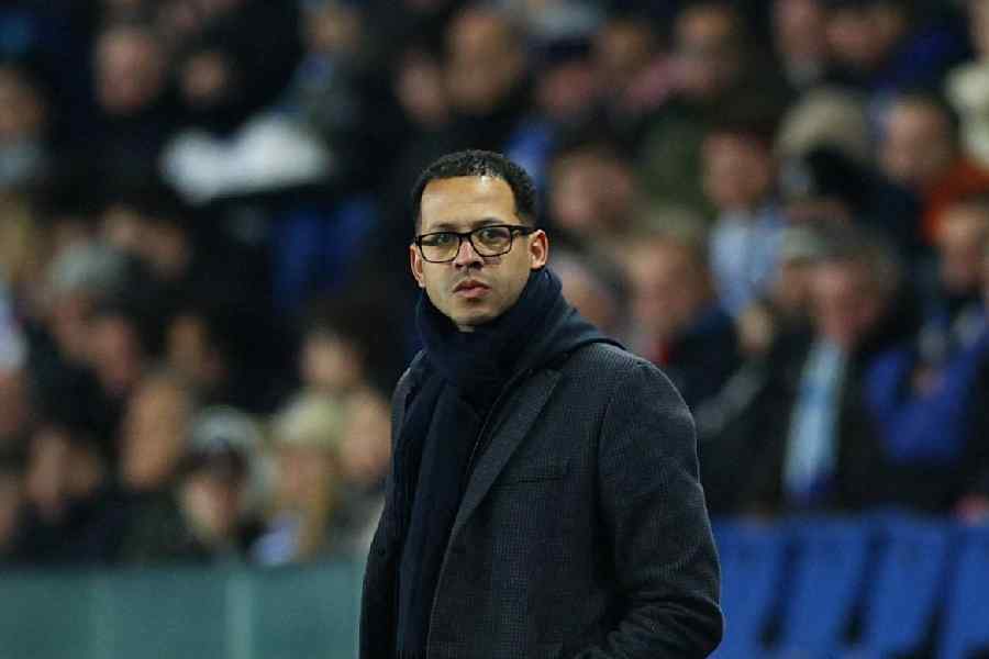 Strasbourg coach Liam Rosenior.