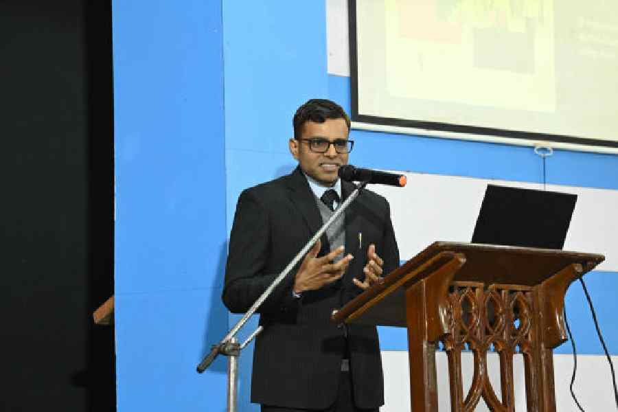 Additional commissioner of police (II) Pranav Kumar at the conference on Tuesday. Picture by Bishwarup Dutta 